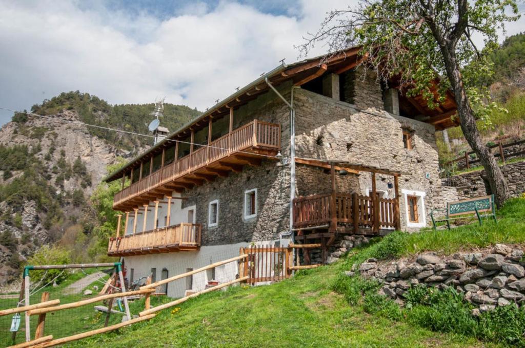 شقة La Cascina D'Orleans سانت بييرّي المظهر الخارجي الصورة
